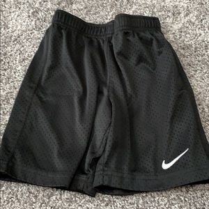 Little boys Nike basketball shorts size 6